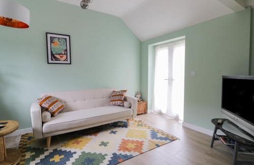 Leven House | Robin's Nest Cottage