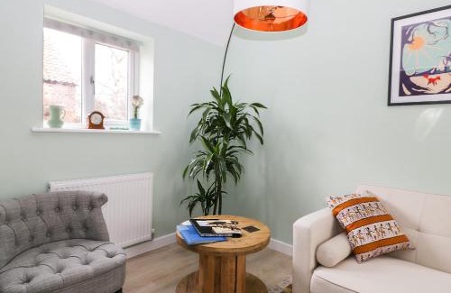 Leven House | Robin's Nest Cottage