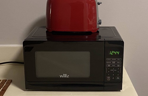 Sherwood Park House | Robinhood Studio Apt.