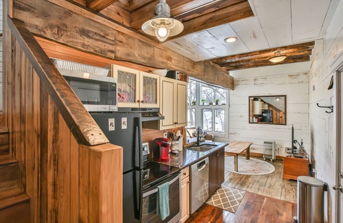 Leesburg House | Robins Nest Cottage - Quick Drive to Downtown Leesburg