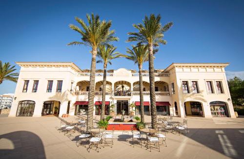 Cala Ferrera Hotel | ROBINSON Cala Serena