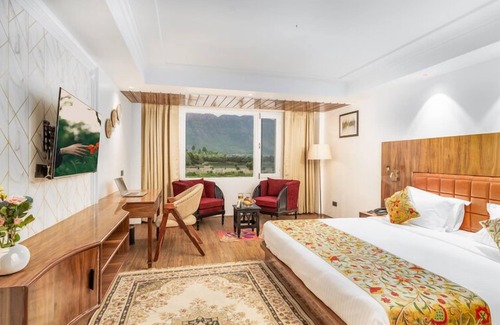 Brein Hotel | Robusta Retreat