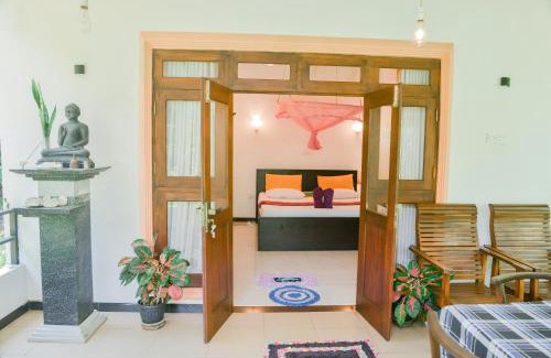 Rumassala Bed & Breakfast | Rock Side Inn