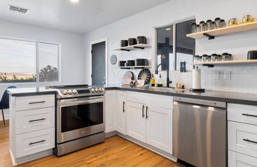 Panorama Heights House | Rockbound Ridge Joshua Tree Gem