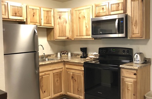 Rockerville Hotel | Rockerville Lodge & Cabins