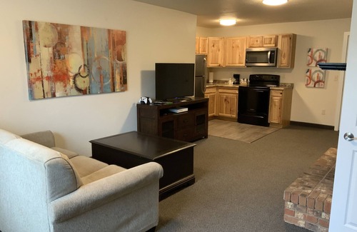 Rockerville Hotel | Rockerville Lodge & Cabins