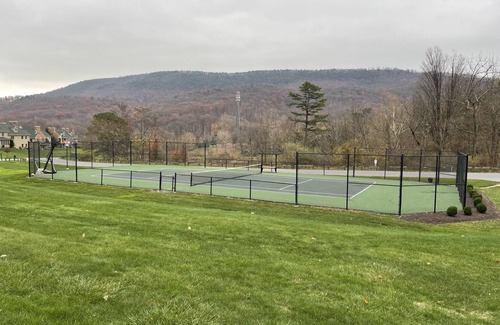 Mercersburg Apartment | Rockwell Suite at the Inns of Whitetail