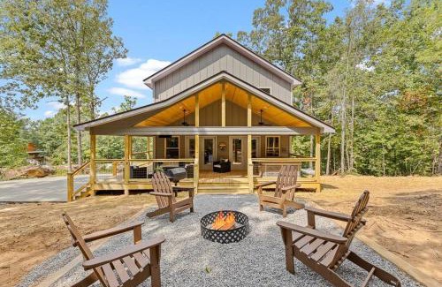 Cleveland Villa | Rocky Ridge