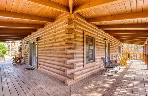 Sevierville House | Rocky Top Heaven - Arcade Game, Resort Pool, 560 FREE tickets each paid day!