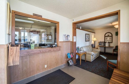 Altvan Hotel | Rodeway Inn Cheyenne I-80 East