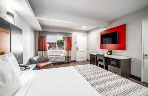 South Gate Hotel | Rodeway Inn South Gate - Los Angeles South