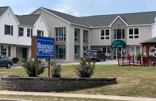 Hershey Hotel | Rodeway Inn & Suites Hershey Chocolate Avenue