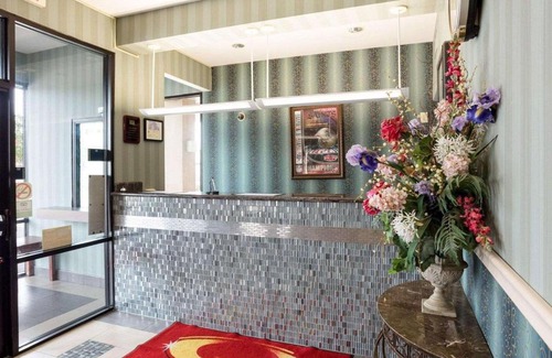 Desire Area Hotel | Rodeway Inn & Suites New Orleans Gentilly