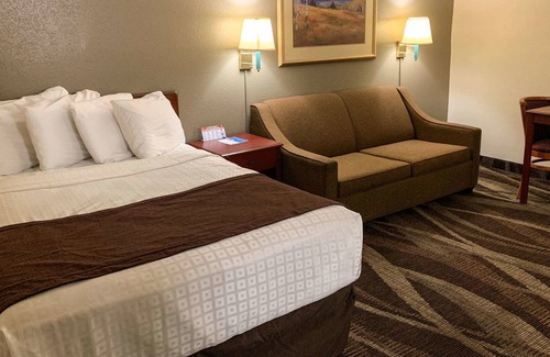 Sheridan Hotel | Rodeway Inn & Suites Sheridan