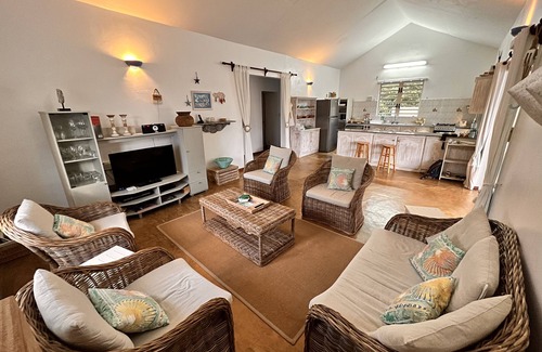Oyster Bay Villa | Rodrigues. Spacious well equipped villa with panoramic view of the lagoon and sunsets.