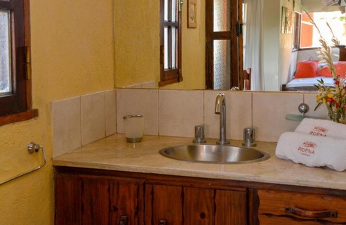 Villa Giardino Apartment | Roena Cabañas