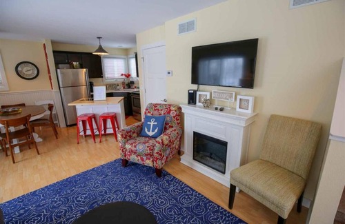 Ottawa House | Rollin` on the River #25