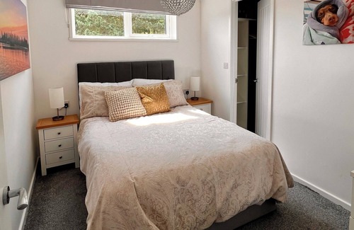 Greatford Cabin | Rolo's Dog Friendly Lakeside Lodge With Hot Tub