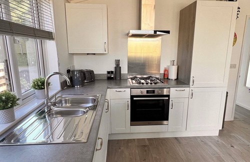 Greatford Cabin | Rolo's Dog Friendly Lakeside Lodge With Hot Tub