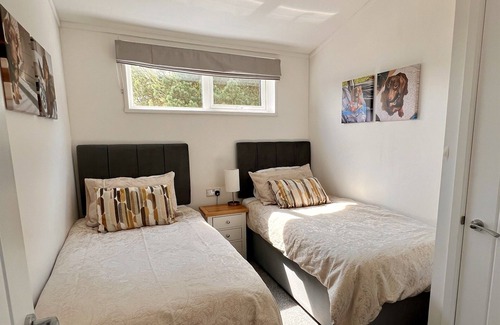 Greatford Cabin | Rolo's Dog Friendly Lakeside Lodge With Hot Tub