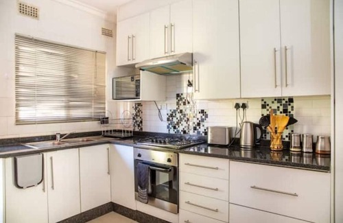 Lusaka Apartment | Roma, Lusaka, cosy and homely apartment