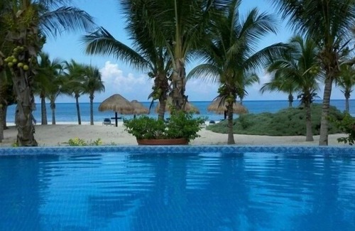 Costa Maya Condo | Romantic Beachfront Just 3 Steps on the Sandy Beach!