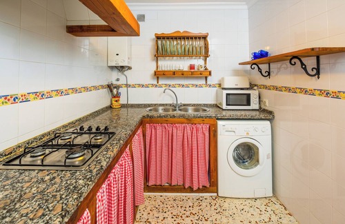 El Palmar House | Romantic Casa de María, near the beach with garden