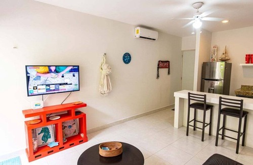 Progreso Municipality Apartment | Romantic condo 1 block from Sea Progreso East