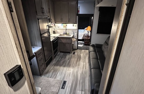 Lebanon House | Romantic Farm with Beautiful Views Close to Nashville in Lebanon Tennessee