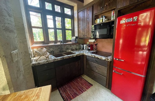 Sebastopol House | Romantic Gateway to the Sonoma Wine Country