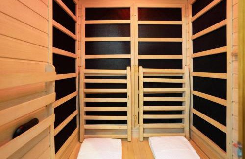 Beaufort Apartment | Romantic Luxury W Infrared Sauna
