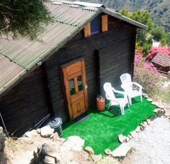 Sayalonga Ski Chalet | Romantic Mountain cabin with Spa