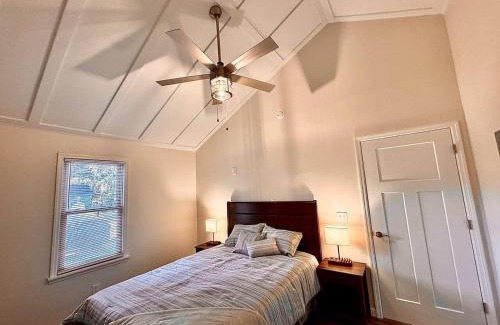 Port Royal House | Romantic Port Royal Retreat. Pets Yes