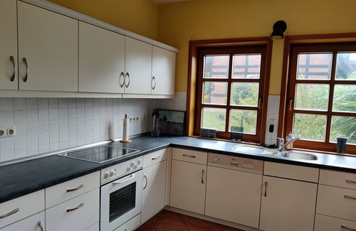 Muritz Other | Romantische Reetgedeckte Bauernhaushälfte in Alt Rehse