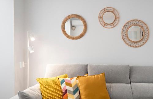 Angustias - Chana - Encina Apartment | Ronda Suites junto estación tren y hospitales