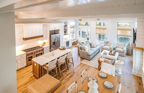 South End House | Rooftop Deck & Ocean Views—Luxury 5BR/4.5BA Single Family, Across from Beach!