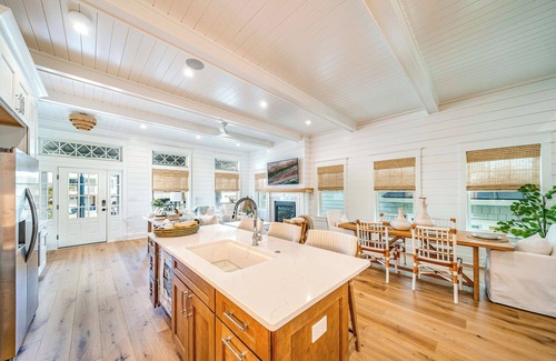 South End House | Rooftop Deck & Ocean Views—Luxury 5BR/4.5BA Single Family, Across from Beach!
