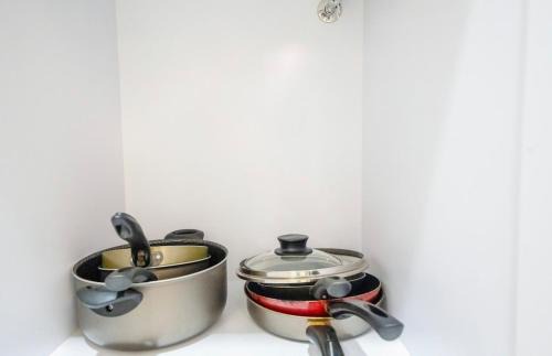 Trade Centre Area Apartment | Rooftop Infinity Pool Luxury 2BR Burj Khalifa View Downtown