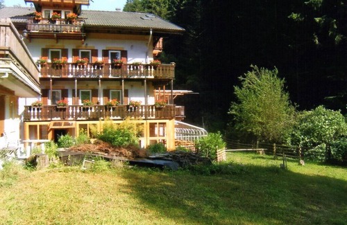 San Nicolo d'Ega Apartment | Room 3 on the 1st floor with space-saving fold-away bed and shower/WC (WITHOUT kitchen)