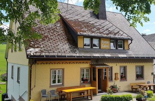 Saig Apartment | Room '4 Mit Wc Und Dusche' with Shared Terrace and Wi-Fi