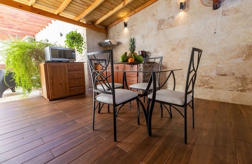 Villas Ana Maria House | Room-central 1bd and Bth With Common Pic