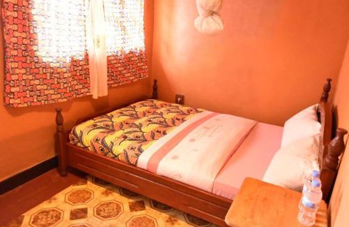 Musanze House | Room in BB - Amahoro Guest House - Double Room with Private Shower Room