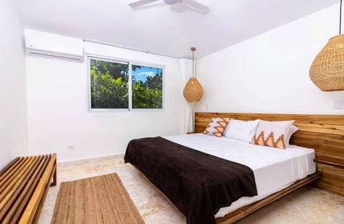 Las Canas House | Room in Guest Room - Oceanfront Suite With Kitchenette Stunning Views & Secluded Luxury