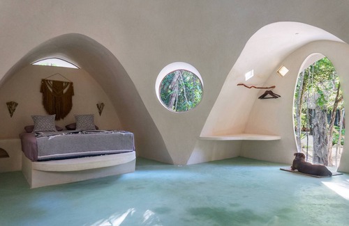 Soliman Bay Cabin | Room in Lodge - Unique Jungle Dome 2 Queen Beds