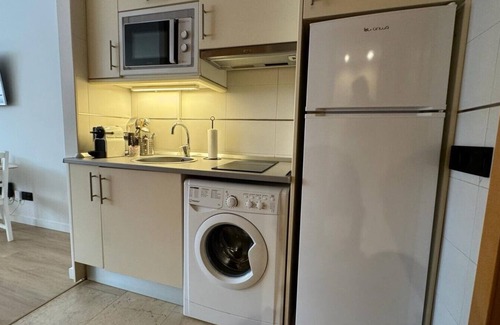 Canillas Apartment | Room Pinar - Apartment with all amenities