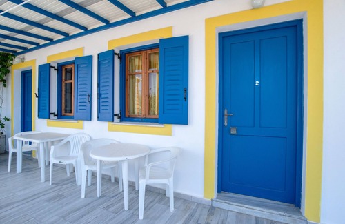 Logaras Apartment | Room 'Studio 6' with Mountain View, Wi-Fi and Air Conditioning