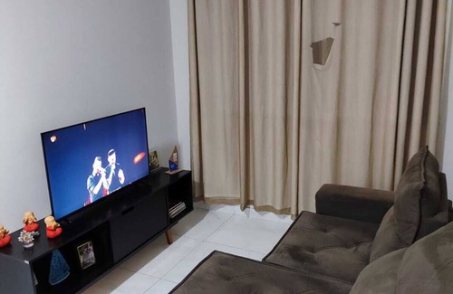 Santa Monica Apartment | Room with private bathroom in a complete apartment