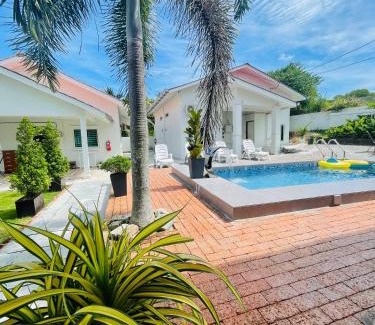 Chenek Kura House | Rooma Kichi Private Pool