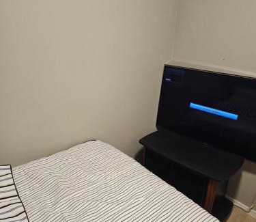 Klofta House | Rooms with free parking