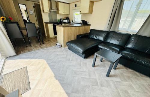 Wimborne House | Rosa - Bournemouth Holiday Home